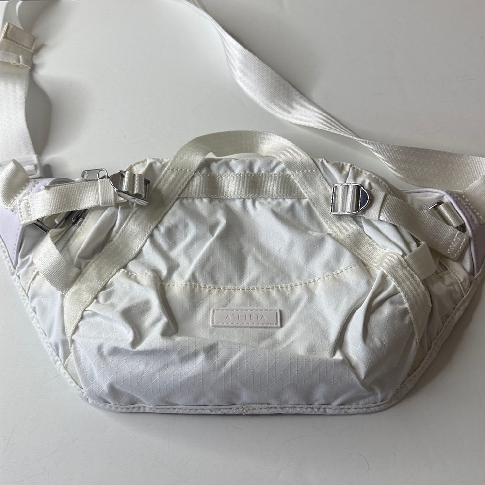 Athleta Excursion Waistbag White - Picture 4 of 13